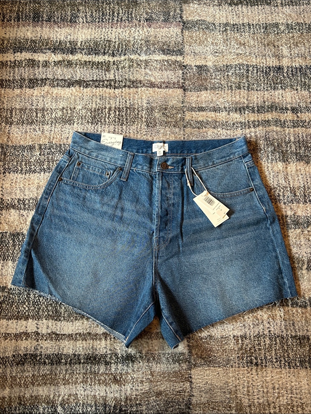 Z Supply Everyday Short Size 31 NWT